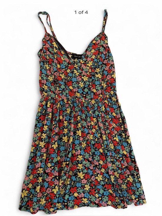 Hazel Boutique Dresses & Skirts - Hazel boutique floral mini dress with adjustable straps size small